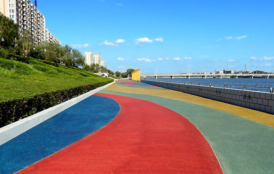 專業(yè)技術(shù)團隊，滿足定制需求